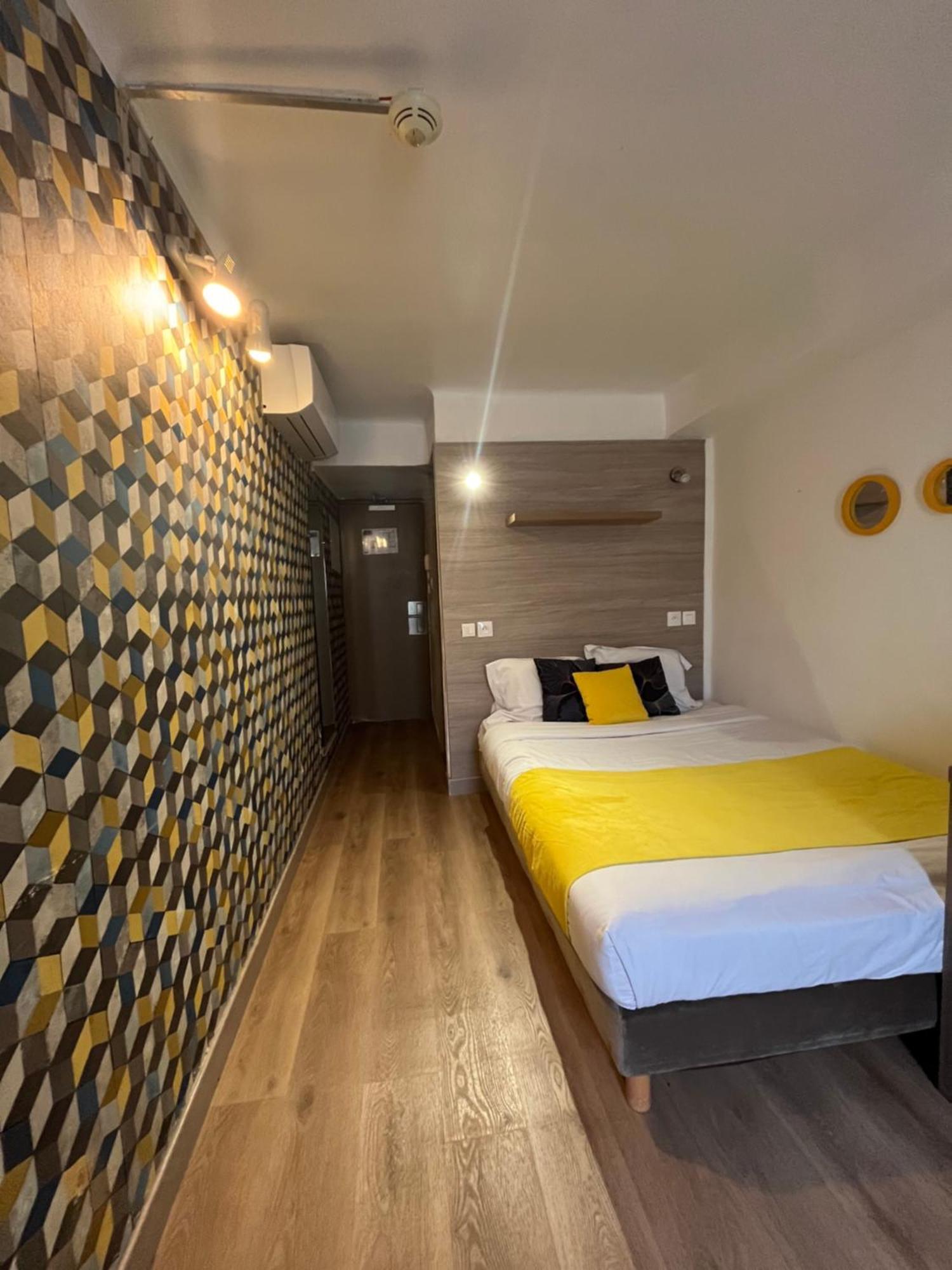 Empire Hotel Nîmes Dış mekan fotoğraf