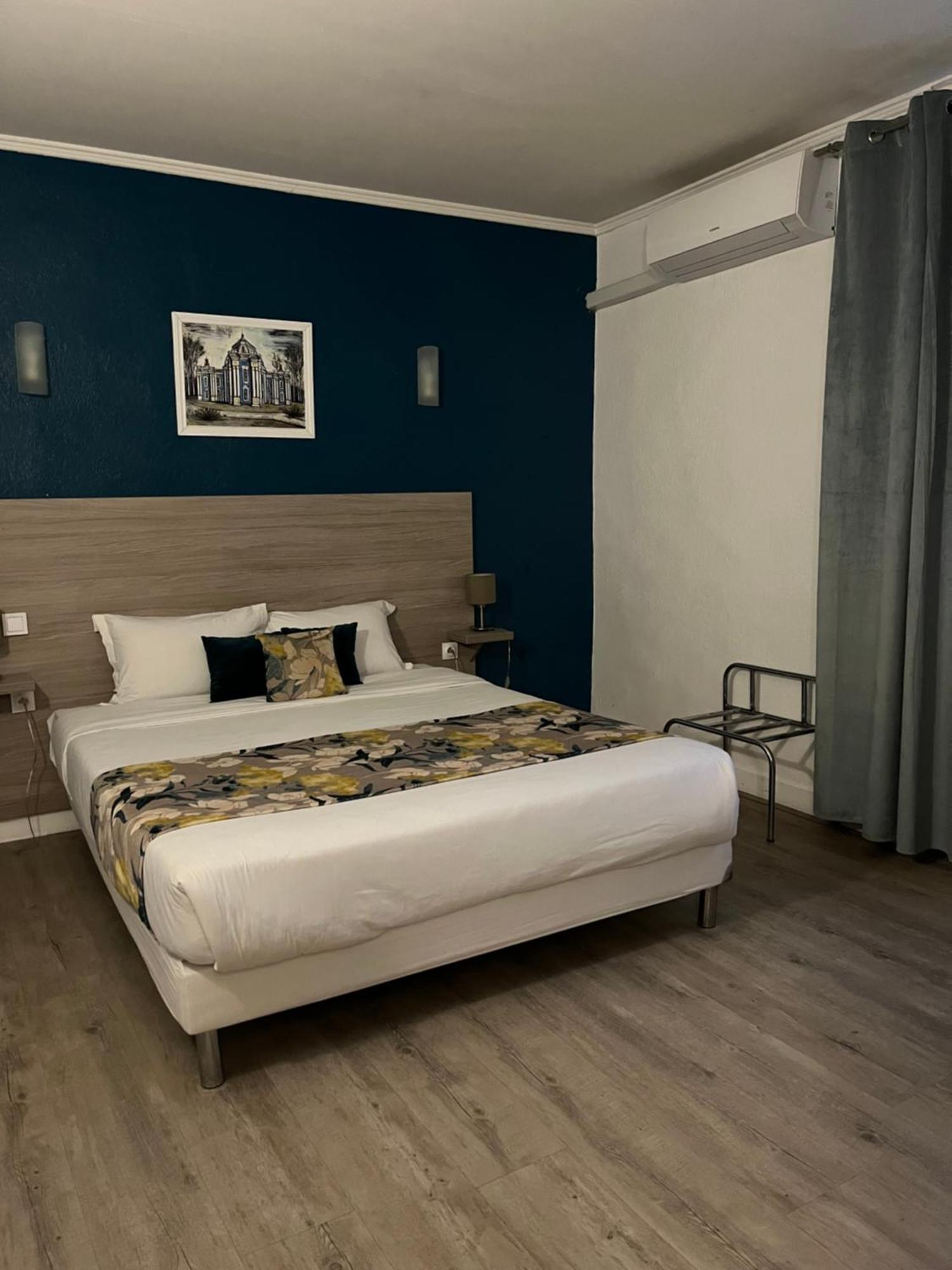 Empire Hotel Nîmes Dış mekan fotoğraf
