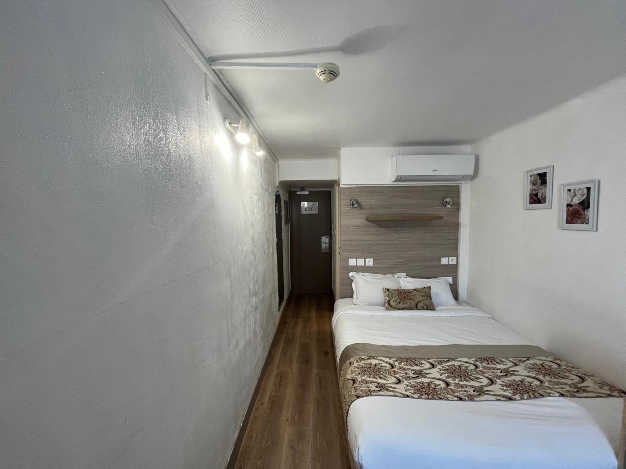 Empire Hotel Nîmes Dış mekan fotoğraf